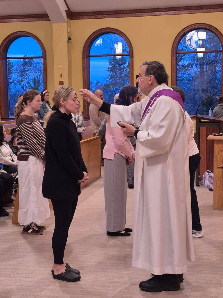 Queen of the Apostles in Belmont