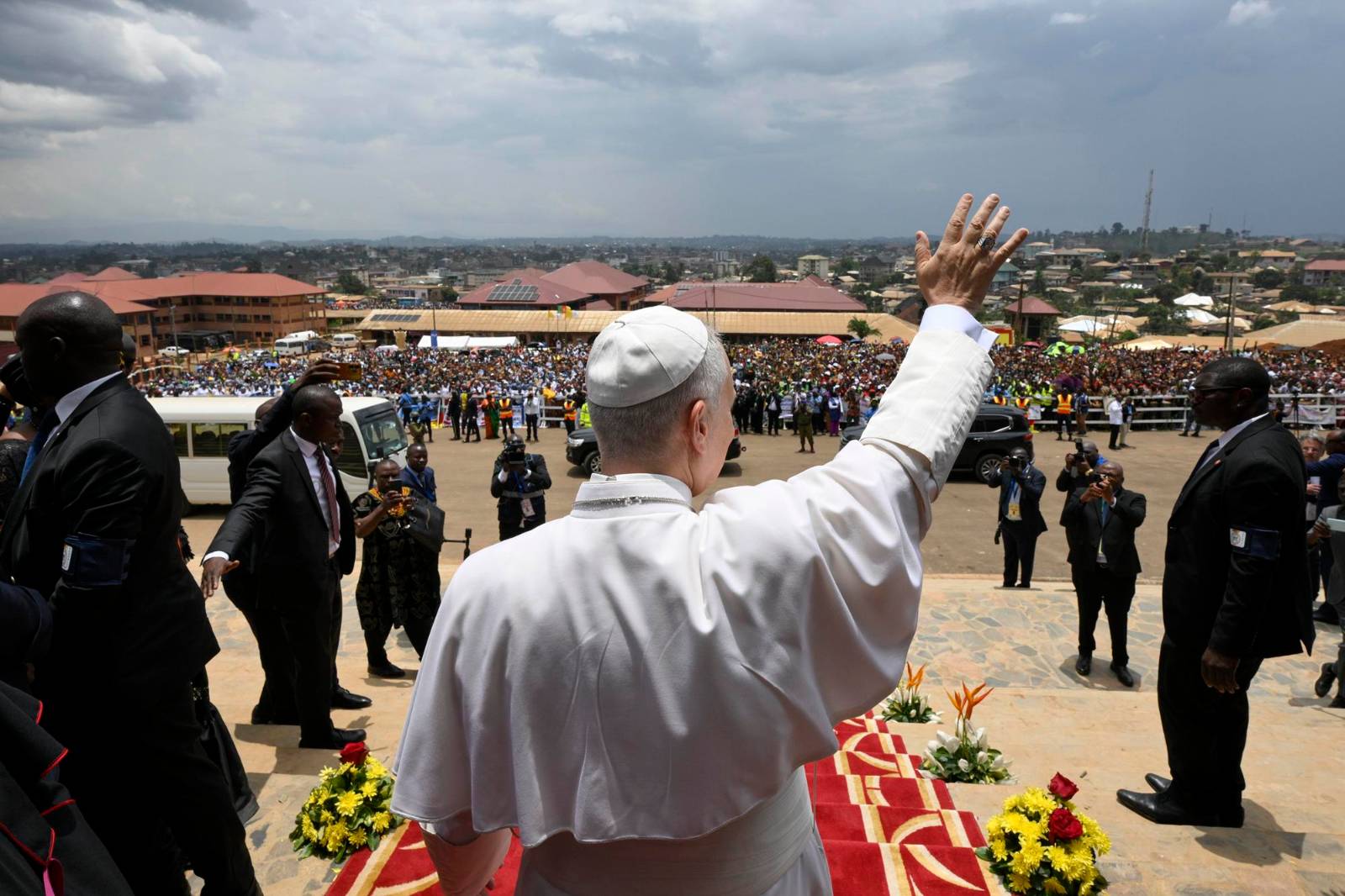 20260416T0615-POPE-AFRICA-PEACE-MEETING-1817986 (Copy)