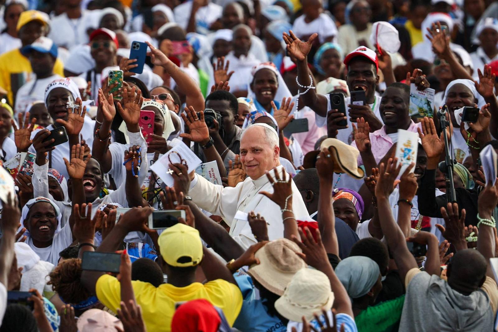 20260419T1630-POPE-AFRICA-MUXIMA-SHRINE-1818296 (Copy)