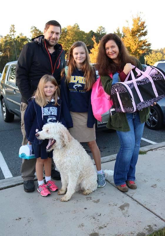 Scott and Ellen Whittington with their daughters Bree and Holly