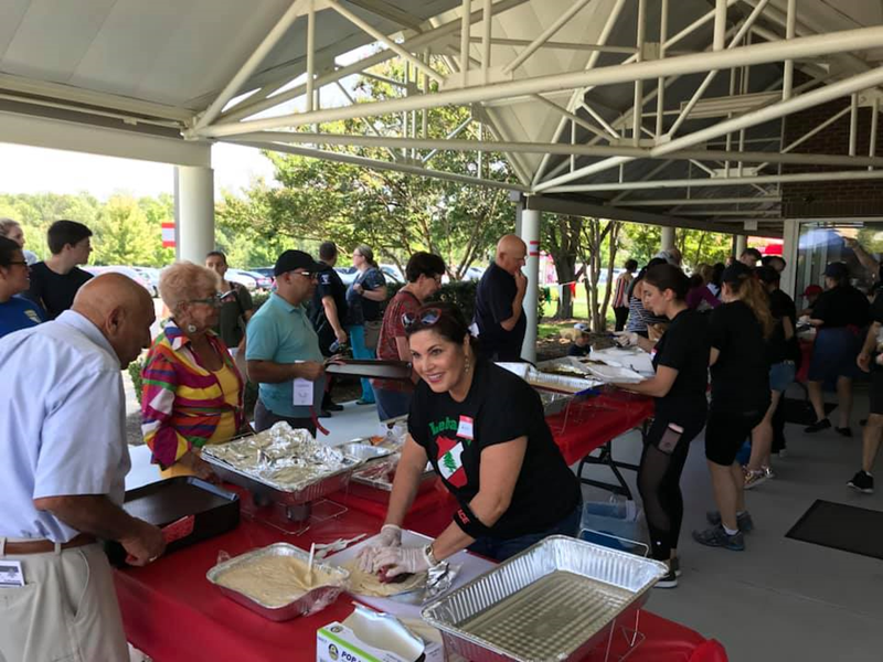 42329631_2609626785729175_4076991237507252224_n (Copy)