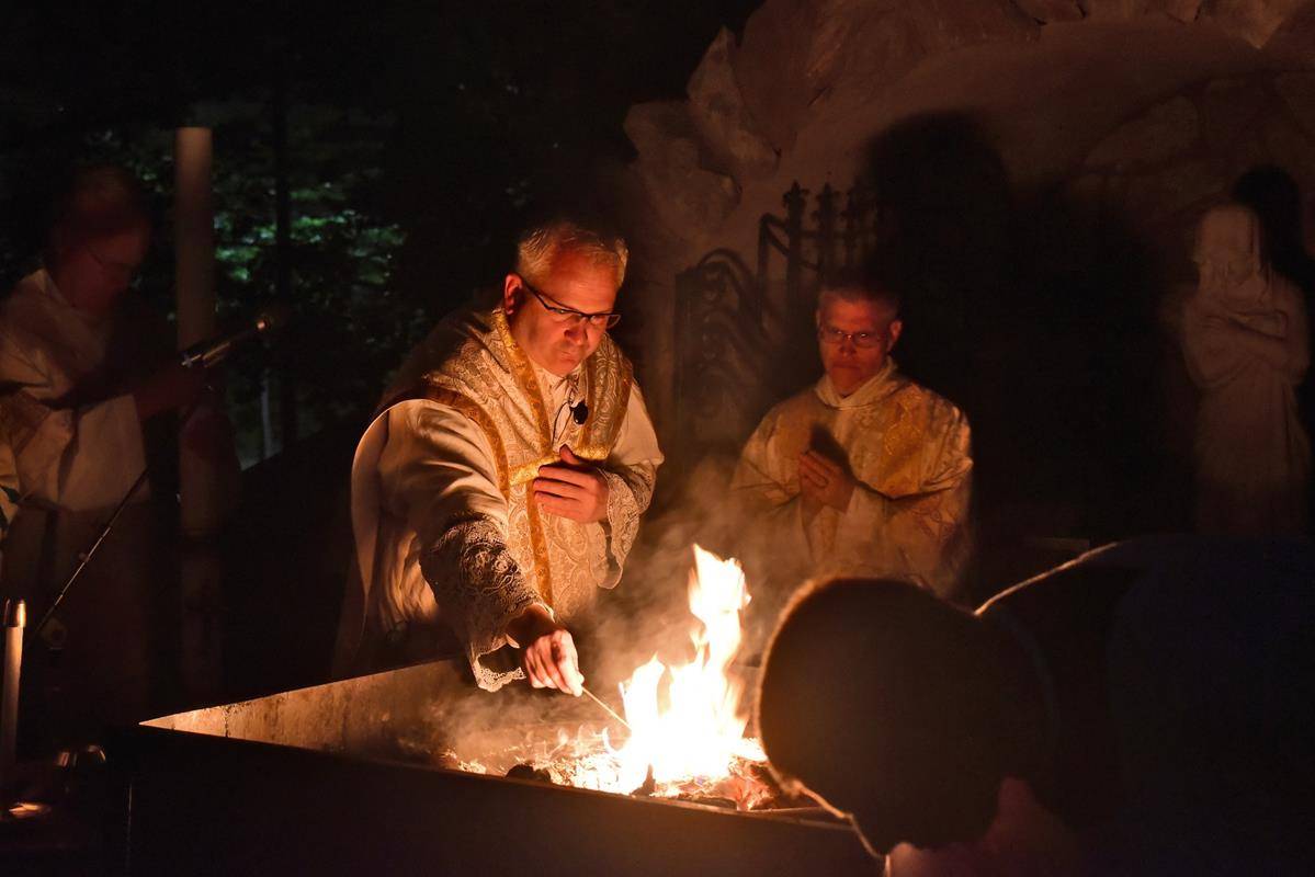 Easter Vigil at St. Patrick Cathedral. (Photos by James Sarkis)