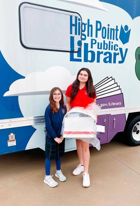 Immaculate Heart of Mary students deliver baskets of appreciation to first responders and other community impact leaders. 