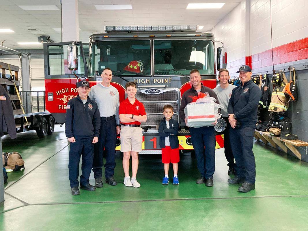 Immaculate Heart of Mary students deliver baskets of appreciation to first responders and other community impact leaders. 
