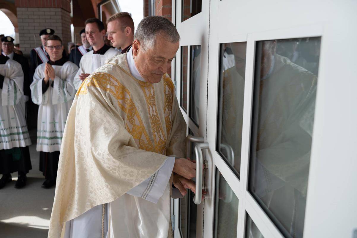 ST_LUKE-1 copy (Copy)