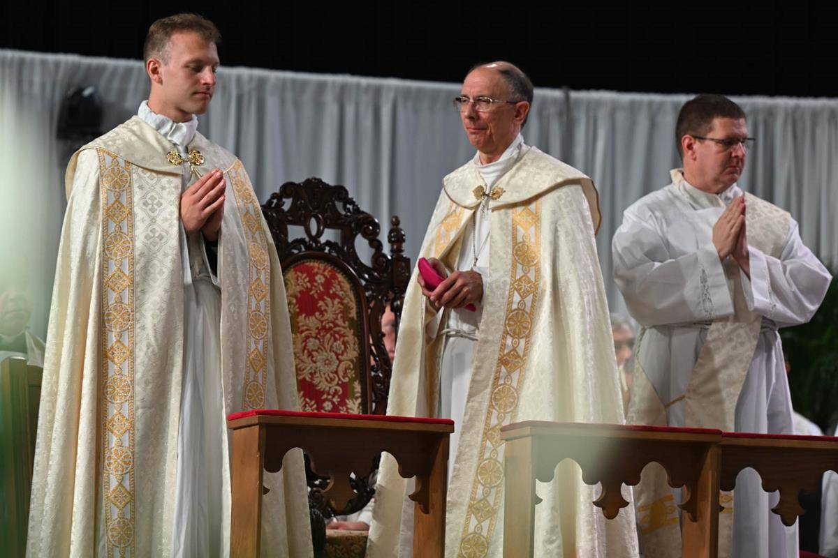 E_Congress1180 (Copy)