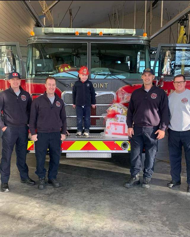On Tuesday, Immaculate Heart of Mary students put together and delivered baskets to HPPD, HPFD, High Point Library, USPS, Pennybyrn Retirement Community, Atrium Hospital, and IHM priests and staff members.