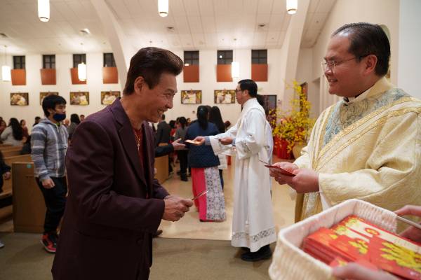 PHOTO- Tet celebration-06