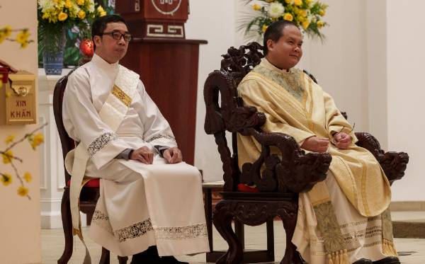 PHOTO- Tet celebration-32