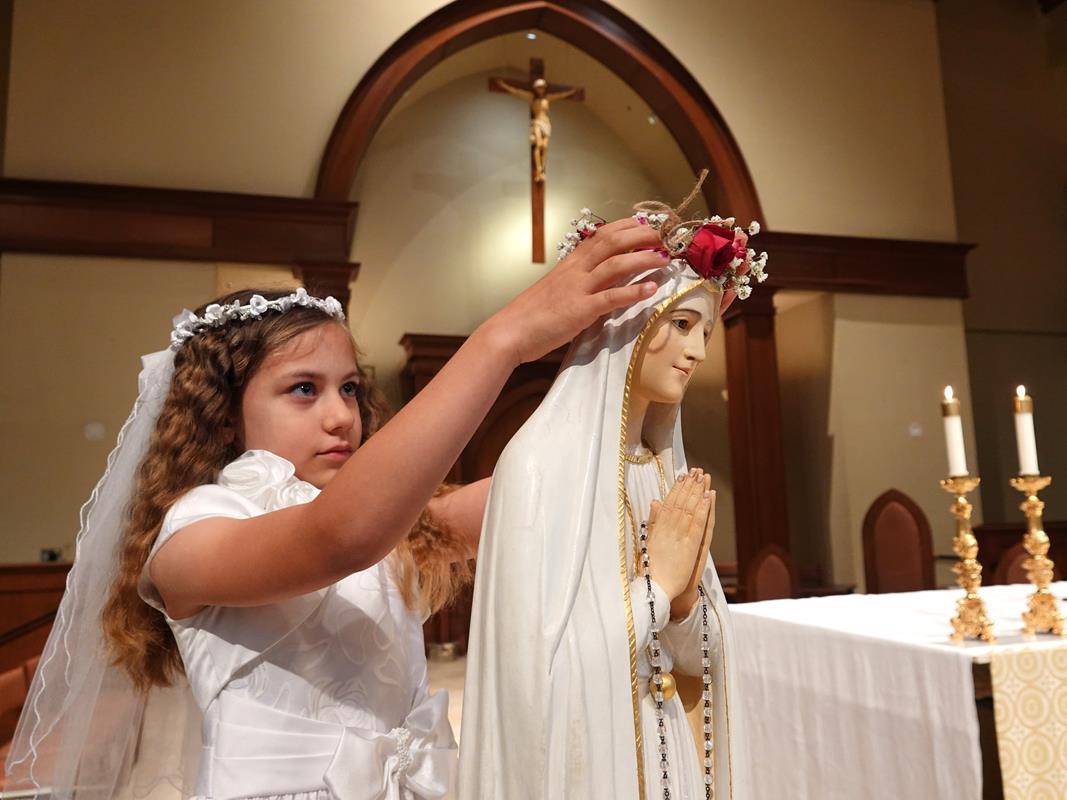 Fr. Aaron Huber: “One of the things I find very beautiful is that when we consider the Crowning of Our Lady, we think about the Fifth and Glorious Mysteries of the Rosary, which is the crowning of Our Lady, Queen of Heaven and Earth, which is done by God