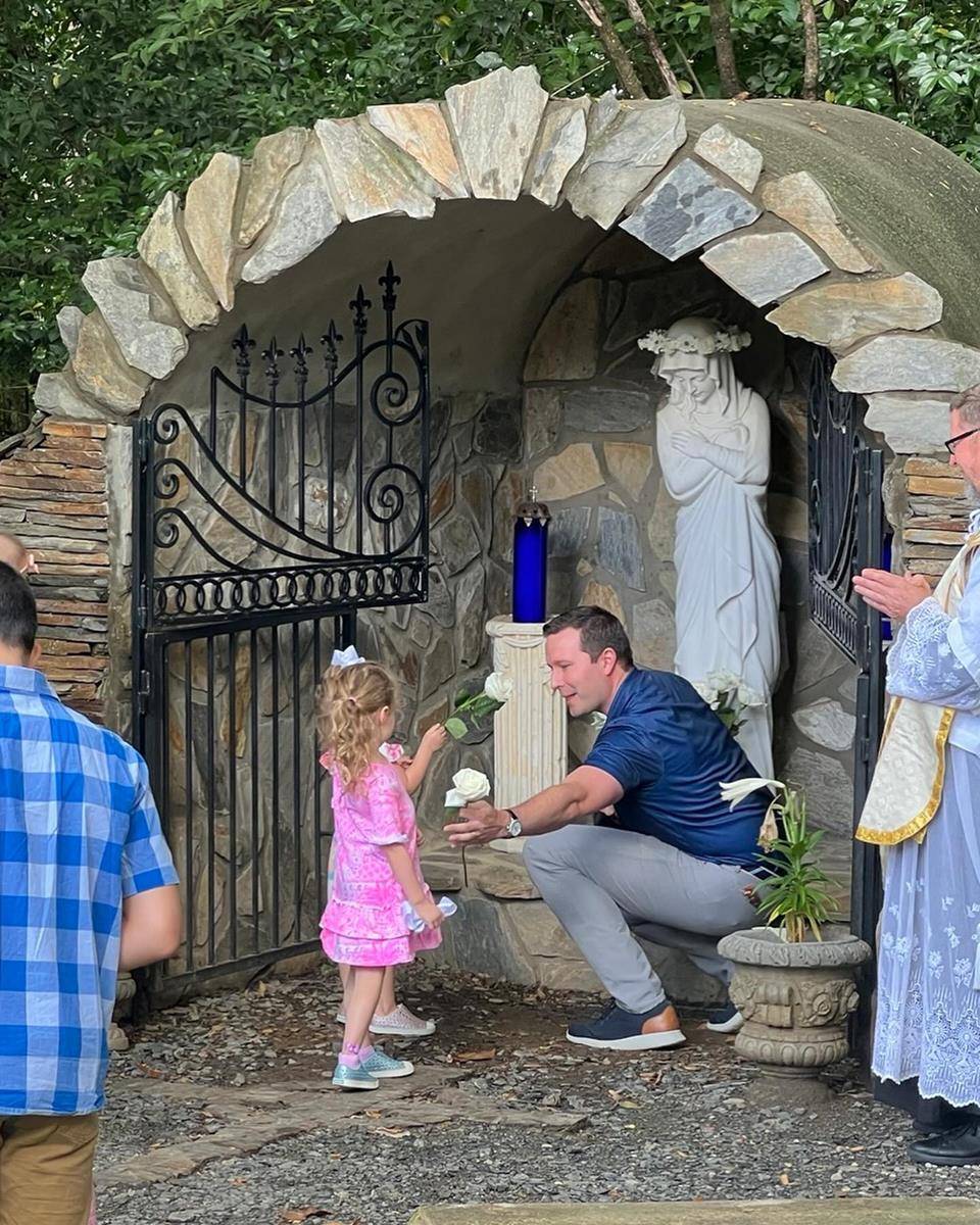 The children of St. Patrick Cathedral received their First Holy Communion and then they were honored to crown Our Lady not only as Queen of the Parish.