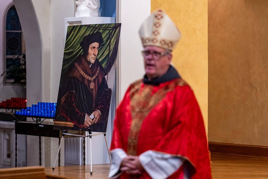 RED_MASS_0058 (Copy) (2)