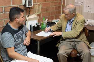 091616 Free medical clinic in Newton2