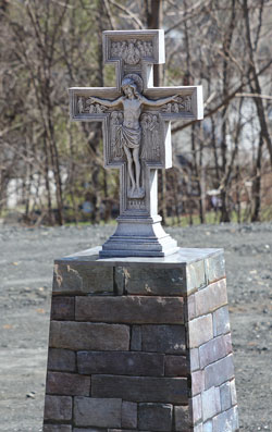 033018 cemetary 3