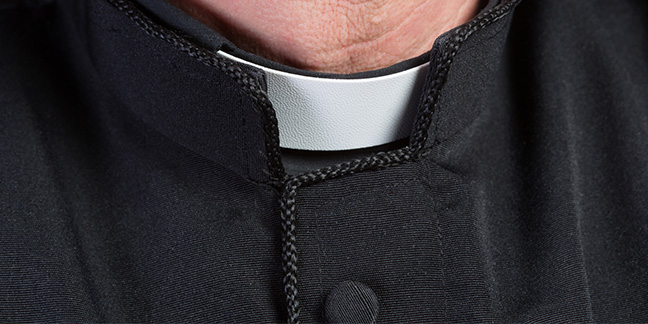 Priest slider collar