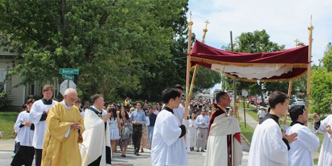  	 Celebrating the Feast of Corpus Christi 