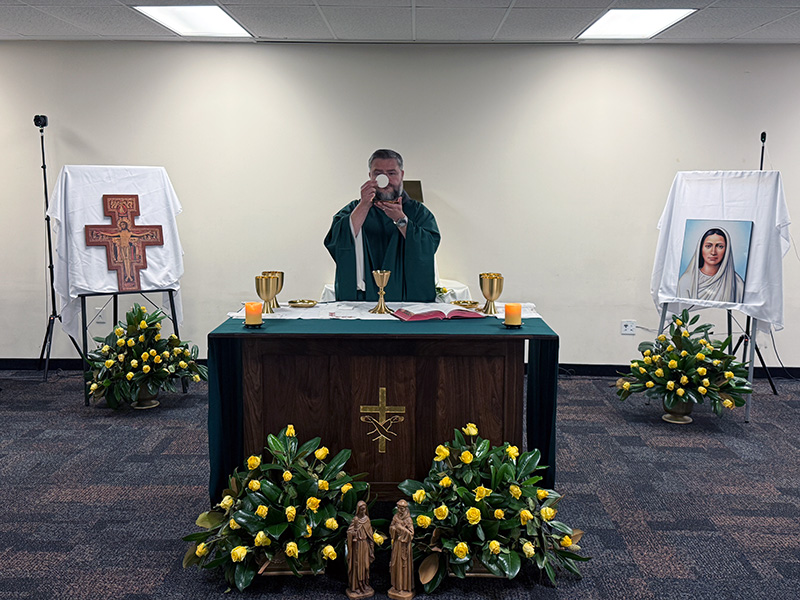 081926 altar 2