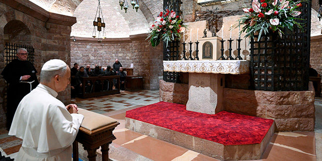 Pope sets Jubilee to mark 800th year since St. Francis' death