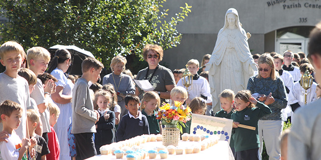 St. Leo students honor Our Lady with sweet devotion