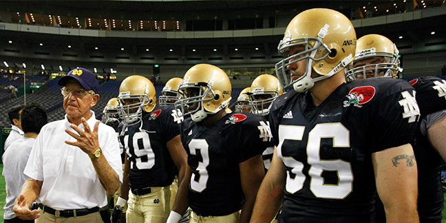 Beloved Notre Dame coaching legend Lou Holtz remembered