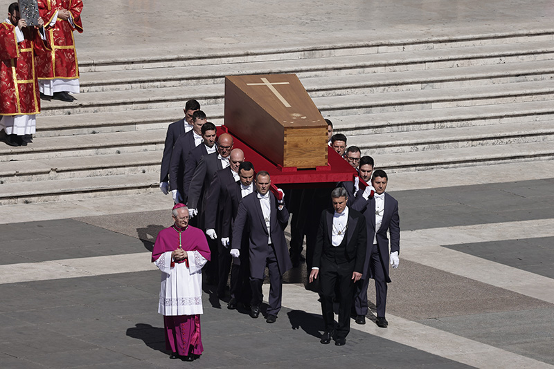 042625 pope funeral inside