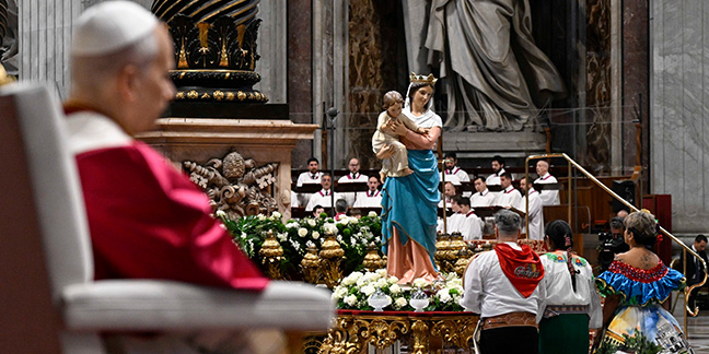Pope decries horror, inhumanity that 'some adults boast of with pride'