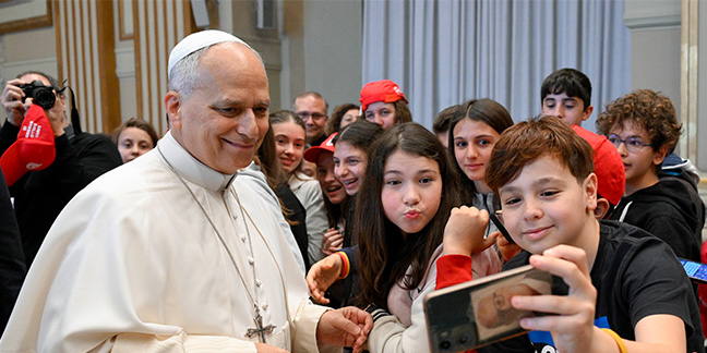 Pope Leo to youth: Jesus doesn't want you to be couch potatoes
